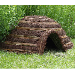Wildlife World Wicker Igloo Hedgehog House Shelter/Retreat